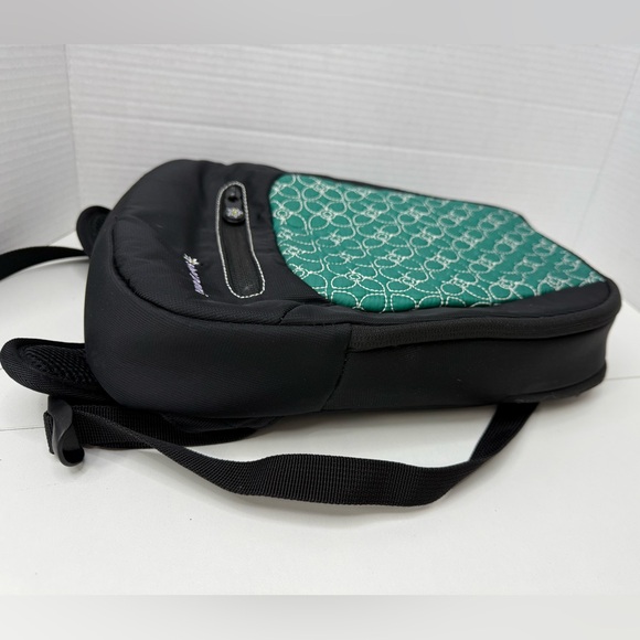 Sherpani Quilted Green and Black Backpack - Picture 2 of 9